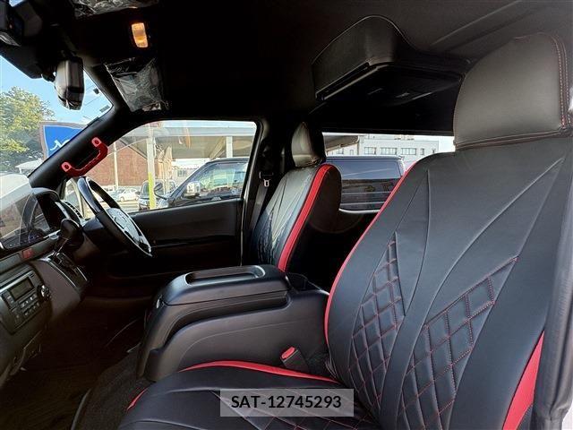 Toyota HIACE VAN 2025-08 8525134-16