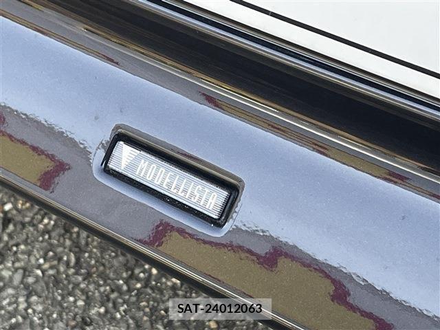 Toyota HIACE VAN 2024-07 8525135-14