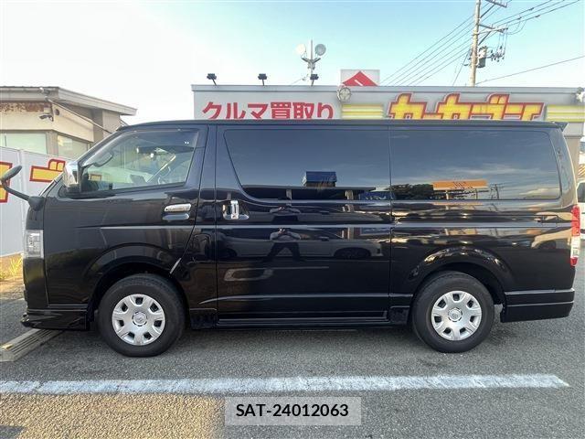 Toyota HIACE VAN 2024-07 8525135-4
