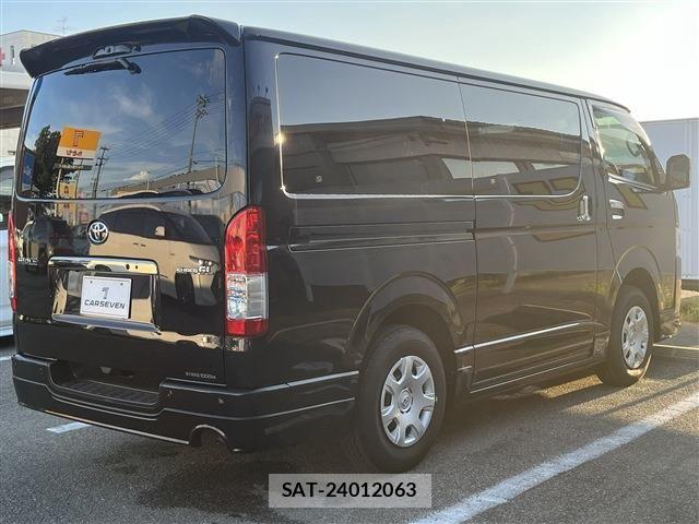Toyota HIACE VAN 2024-07 8525135-6