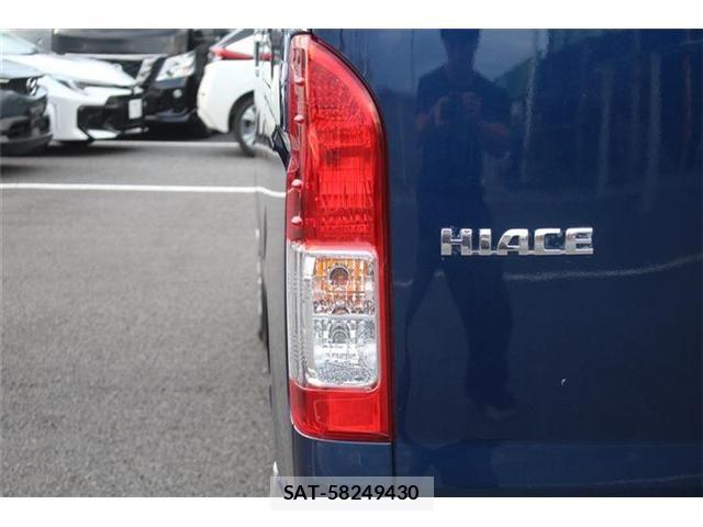 Toyota HIACE VAN 2018-05 8562093-25