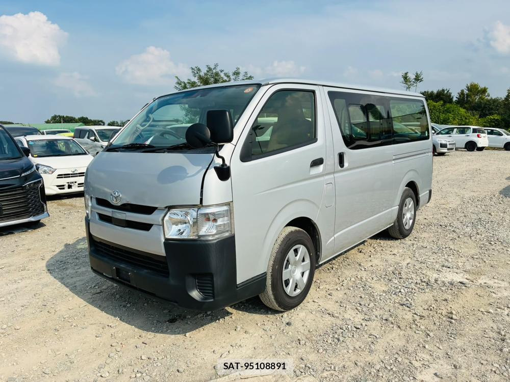 Toyota HIACE VAN 2019-08 8329537-0