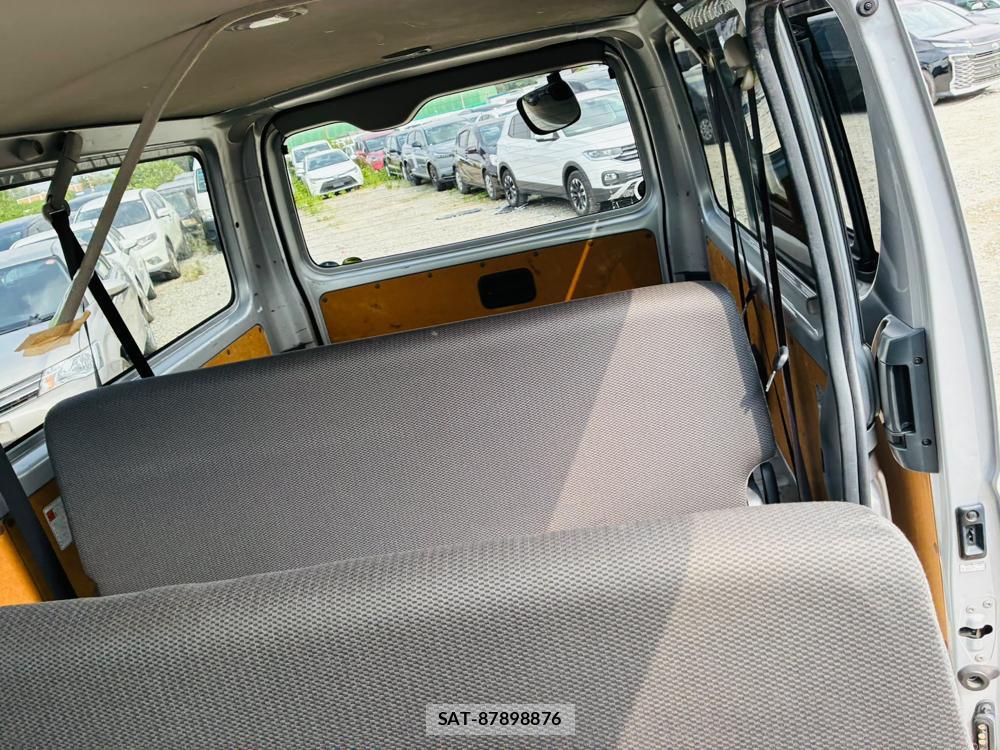 Toyota HIACE VAN 2019-07 8427883-9