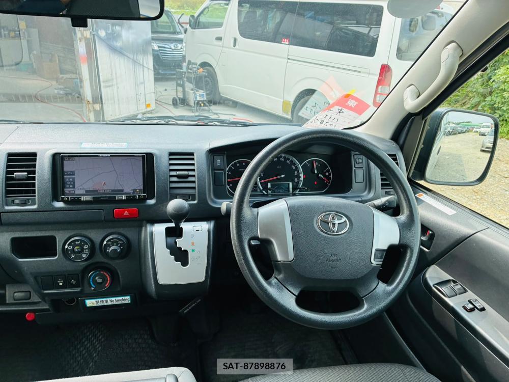 Toyota HIACE VAN 2019-07 8427883-13