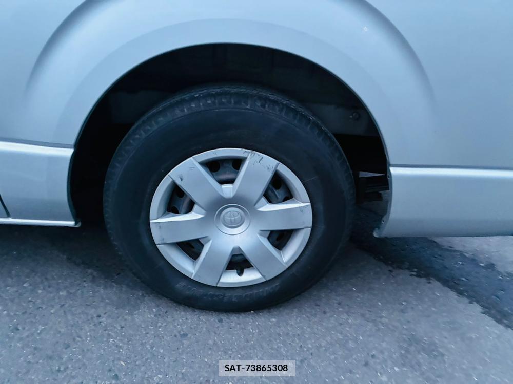 Toyota HIACE VAN 2020-02 8298912-25