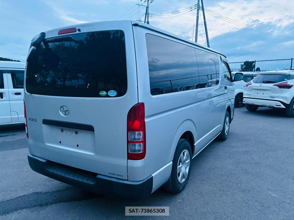 Toyota HIACE VAN 2020-02 8298912-4