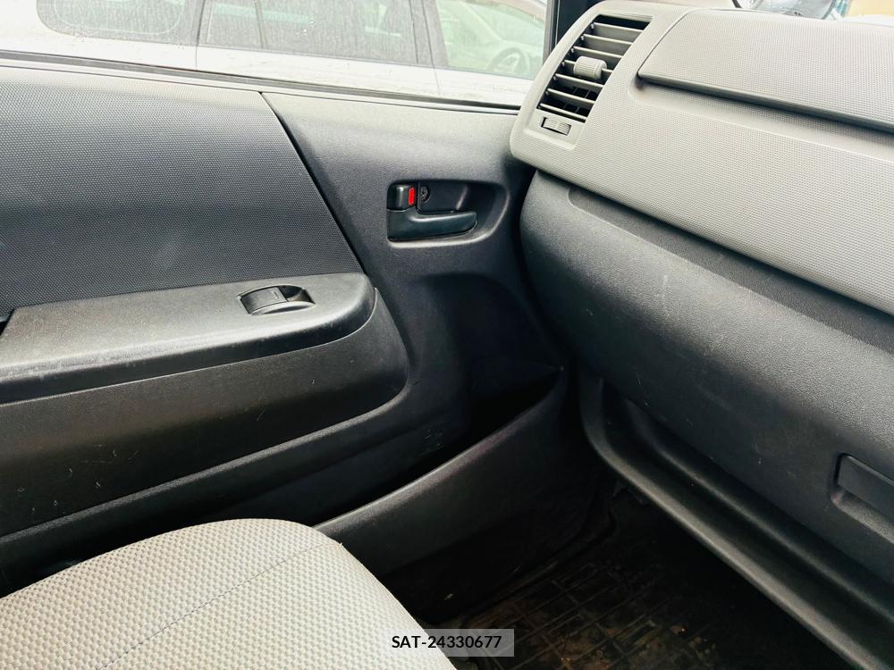 Toyota HIACE VAN 2006-03 8589877-18