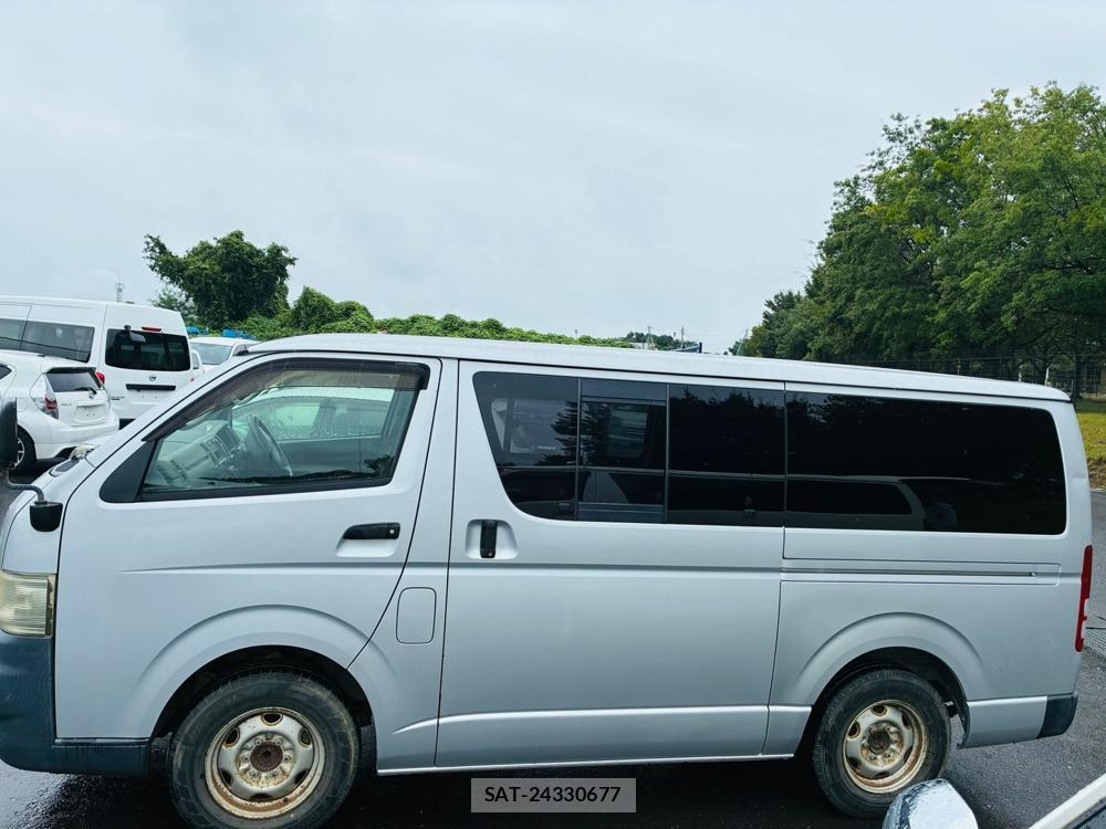 Toyota HIACE VAN 2006-03 8589877-1