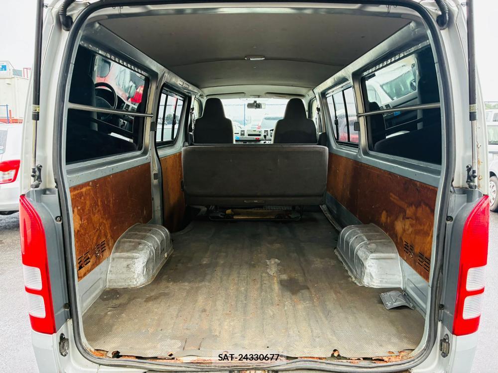 Toyota HIACE VAN 2006-03 8589877-25