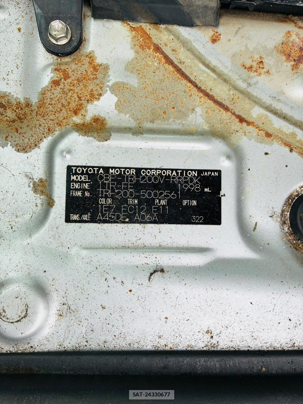 Toyota HIACE VAN 2006-03 8589877-34