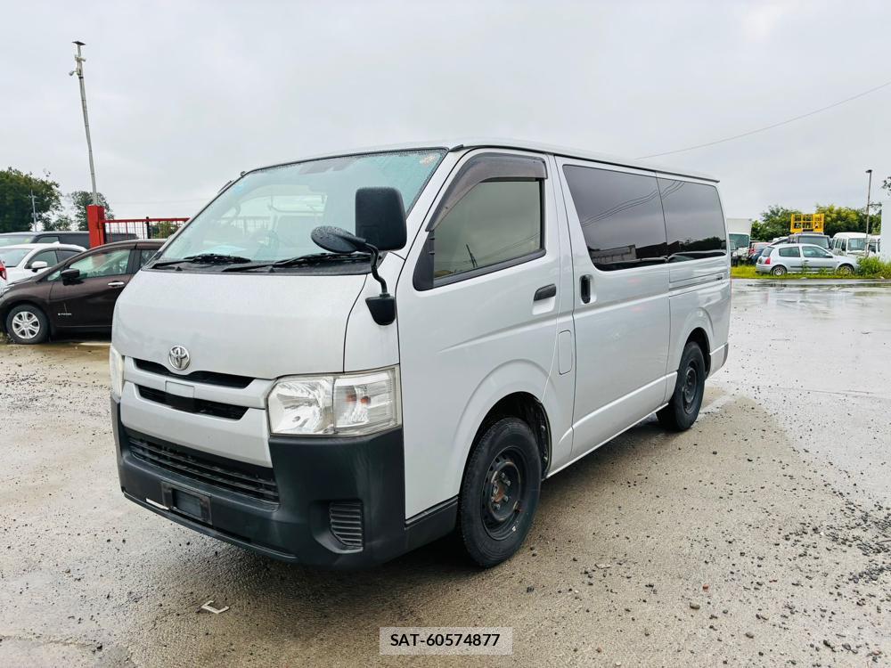Toyota HIACE VAN 2019-08 8552200-0