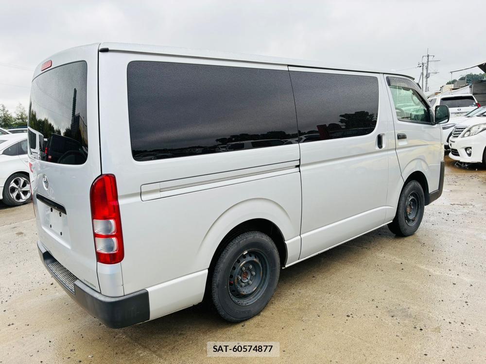 Toyota HIACE VAN 2019-08 8552200-4