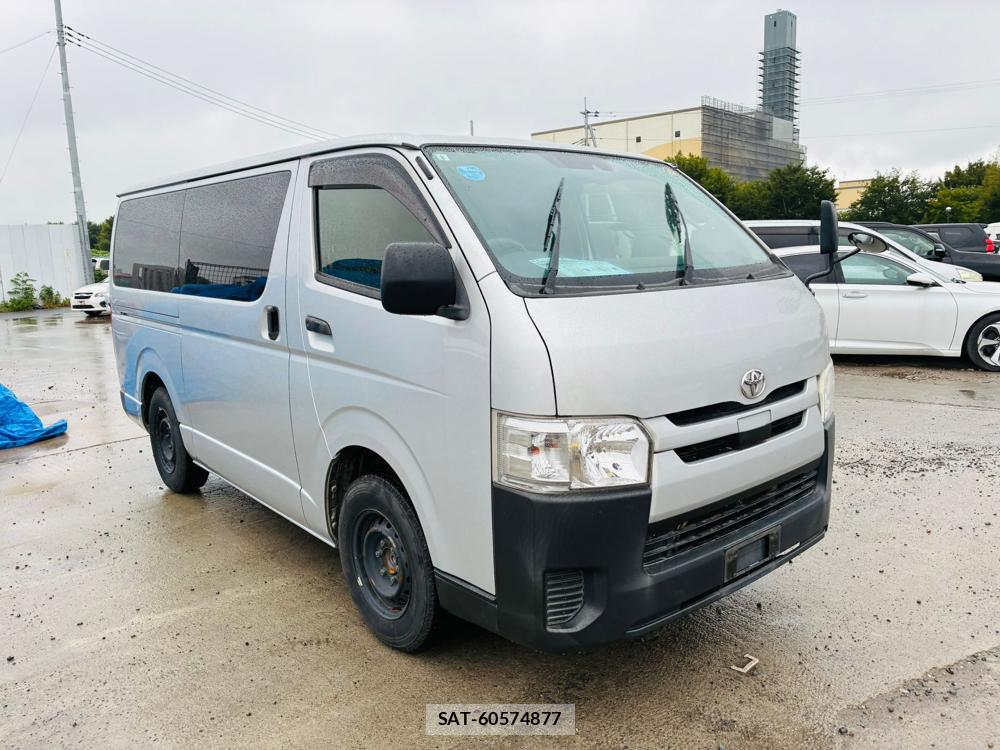 Toyota HIACE VAN 2019-08 8552200-6