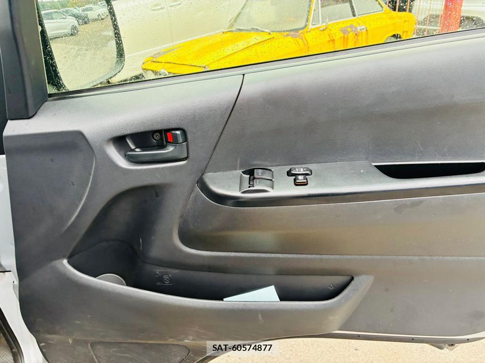 Toyota HIACE VAN 2019-08 8552200-9
