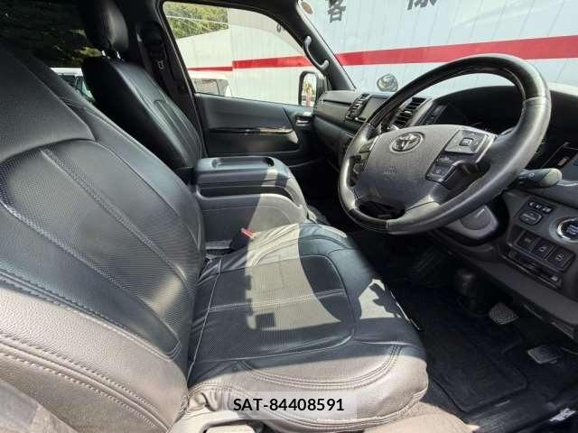 Toyota HIACE VAN 2021-02 8620005-11