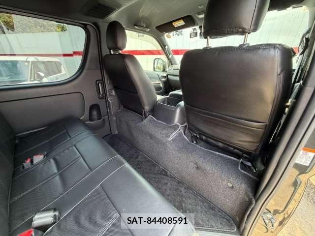 Toyota HIACE VAN 2021-02 8620005-13