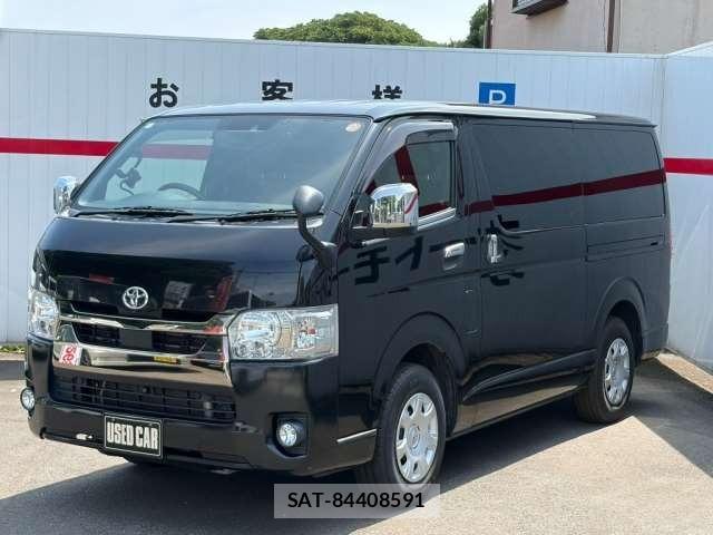 Toyota HIACE VAN 2021-02 8620005-1