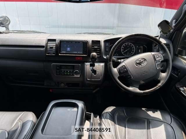 Toyota HIACE VAN 2021-02 8620005-4
