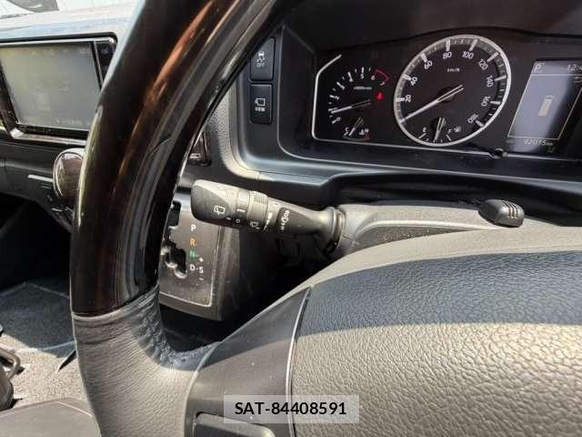 Toyota HIACE VAN 2021-02 8620005-6