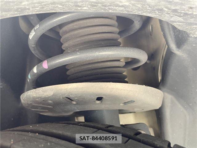Toyota HIACE VAN 2021-02 8620005-33