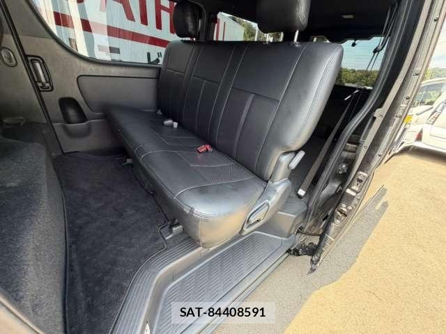 Toyota HIACE VAN 2021-02 8620005-69