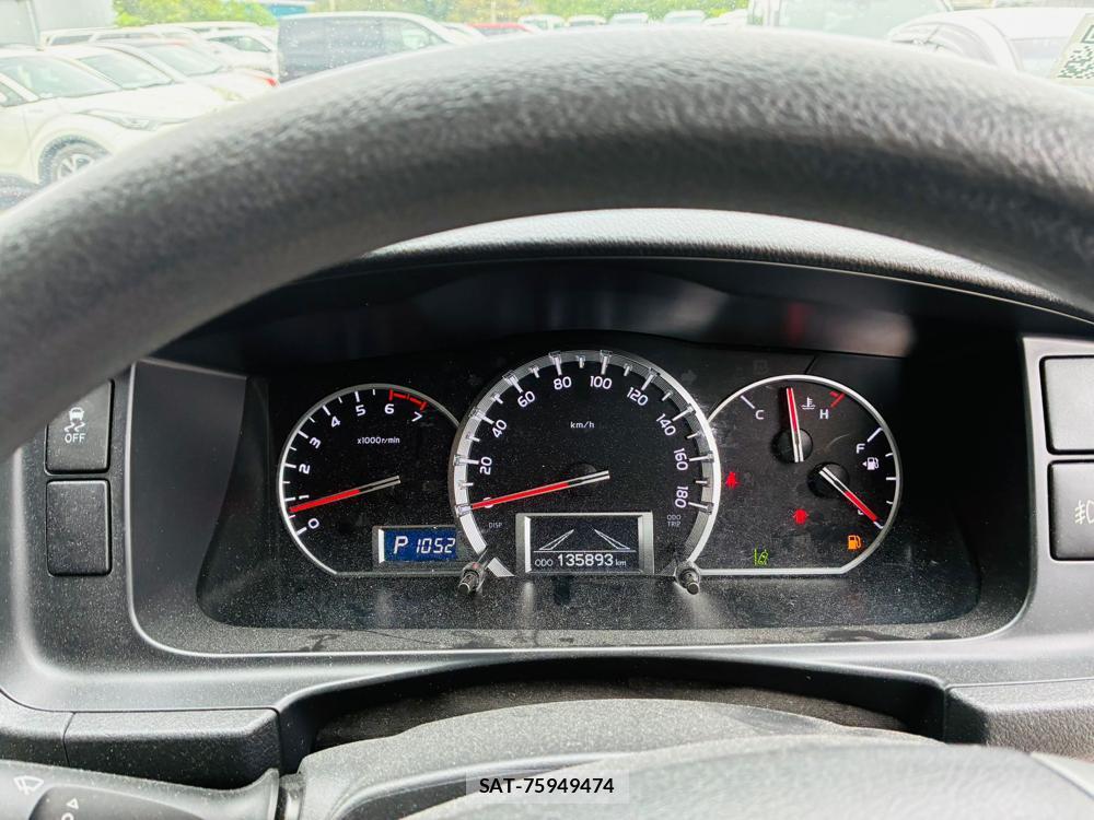 Toyota HIACE VAN 2020-07 8603284-15