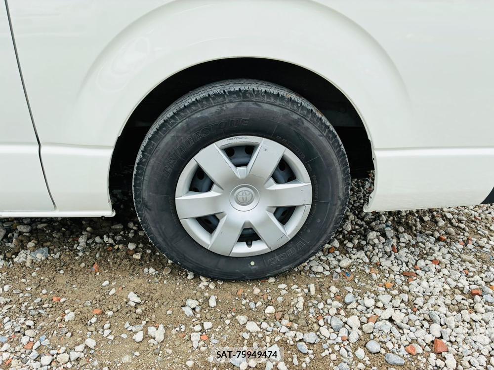 Toyota HIACE VAN 2020-07 8603284-29