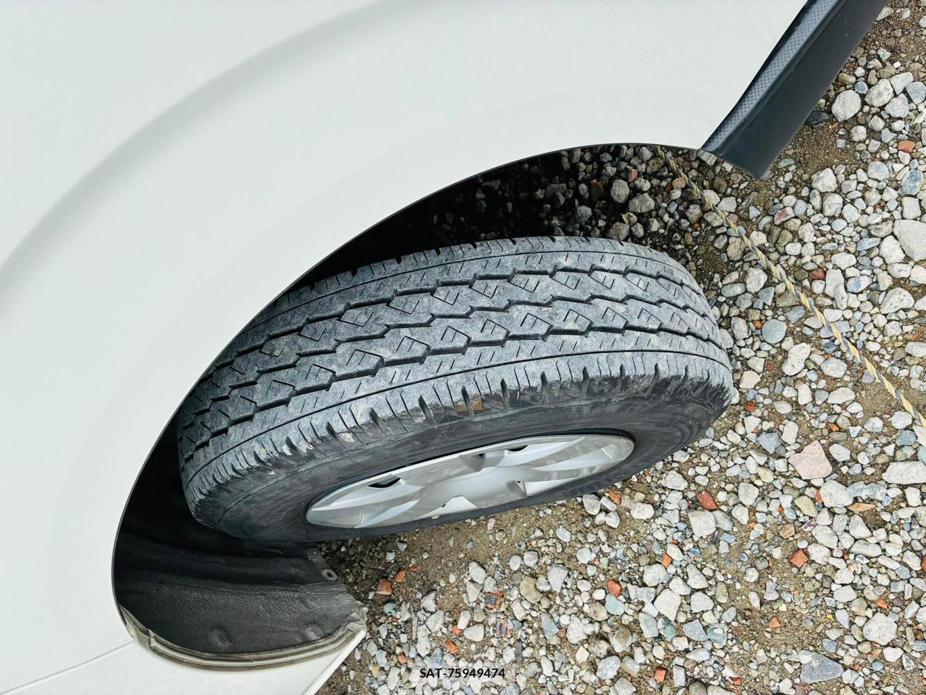 Toyota HIACE VAN 2020-07 8603284-31