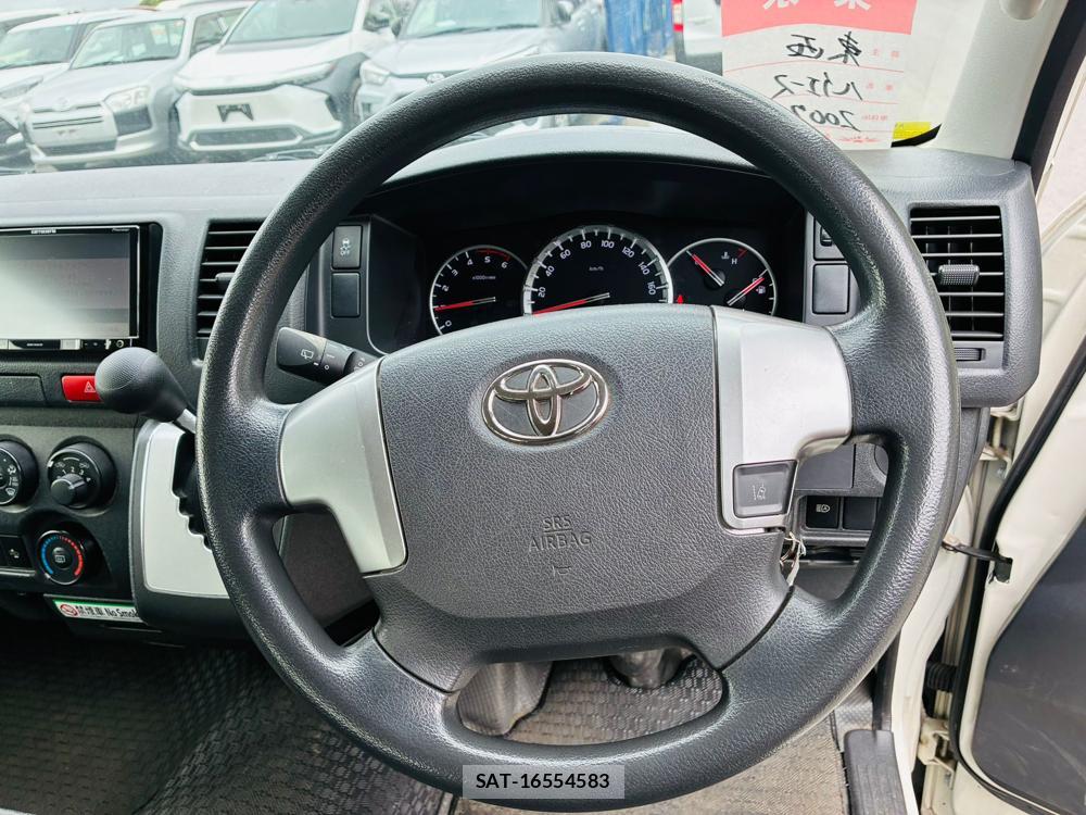 Toyota HIACE VAN 2019-07 8543898-14