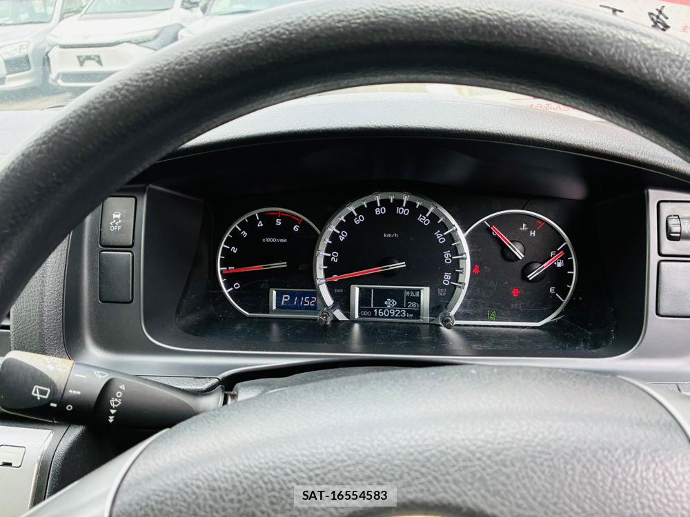 Toyota HIACE VAN 2019-07 8543898-15