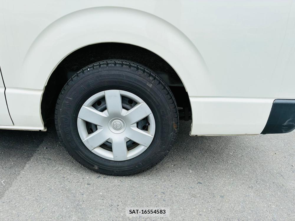 Toyota HIACE VAN 2019-07 8543898-30