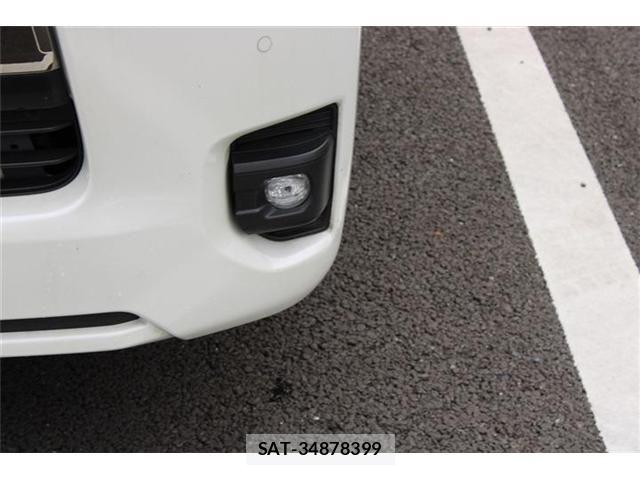 Toyota HIACE VAN 2023-12 8659361-15