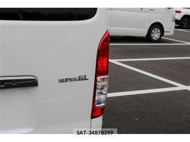 Toyota HIACE VAN 2023-12 8659361-22