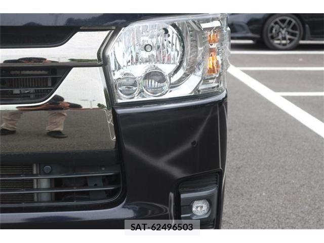 Toyota HIACE VAN 2023-03 8659360-10
