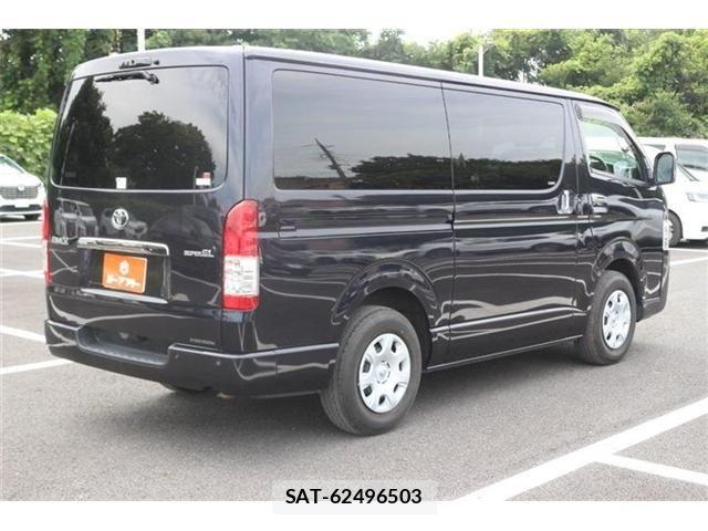Toyota HIACE VAN 2023-03 8659360-13