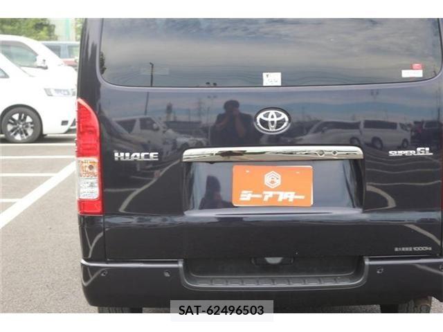 Toyota HIACE VAN 2023-03 8659360-16