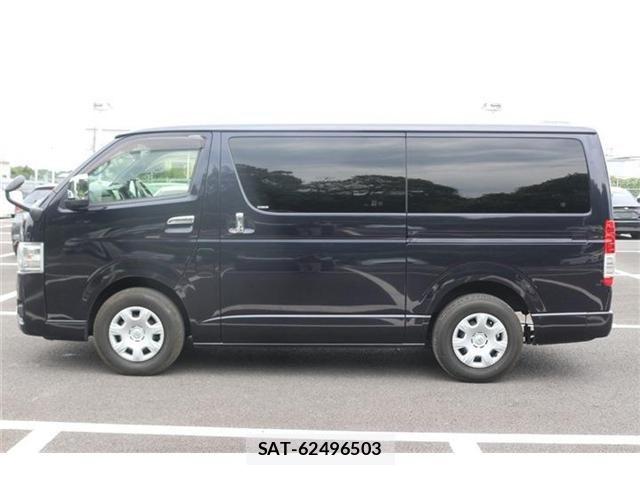 Toyota HIACE VAN 2023-03 8659360-18