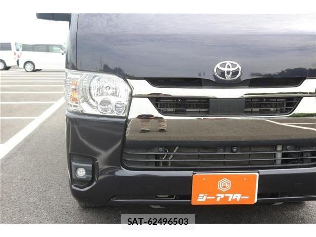 Toyota HIACE VAN 2023-03 8659360-7