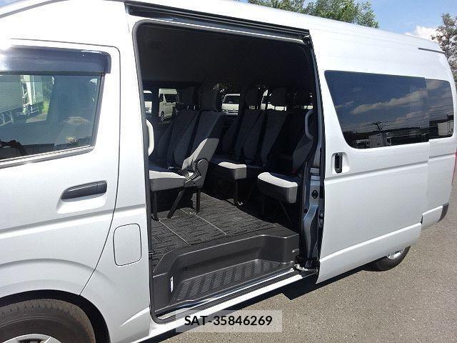 Toyota HIACE VAN 2019-05 8685649-10
