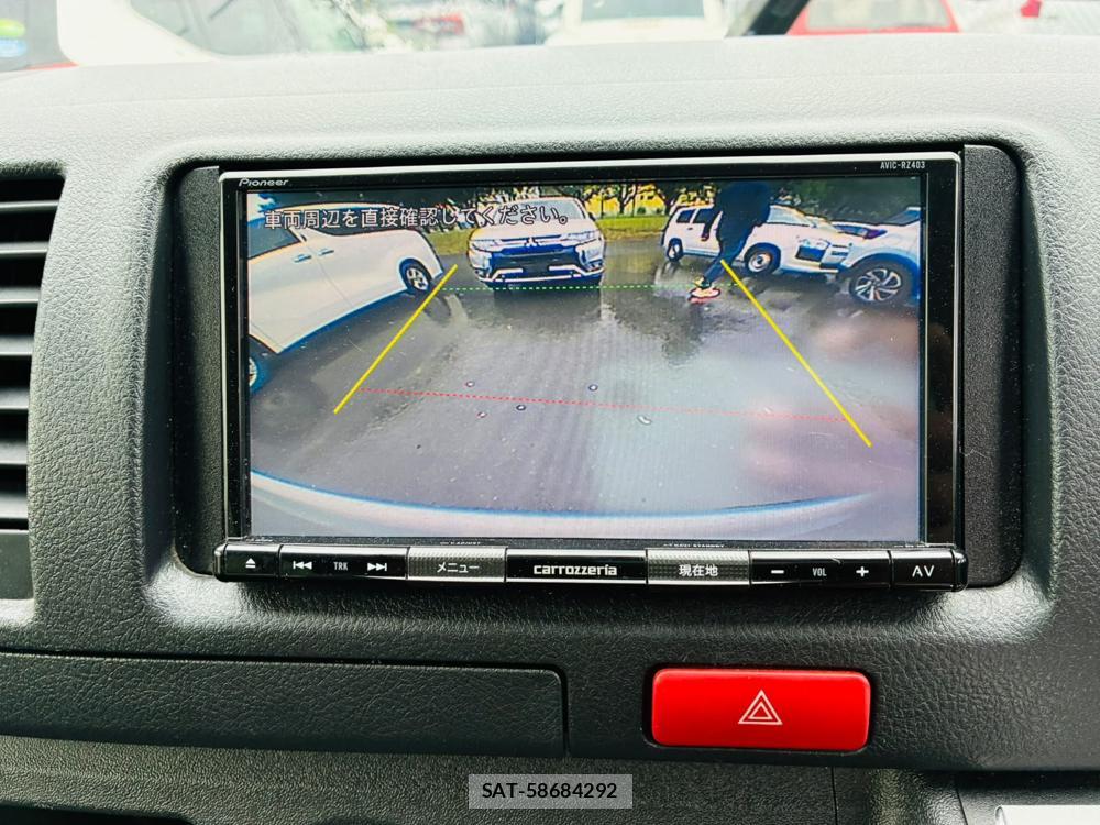 Toyota HIACE VAN 2019-11 8608296-19