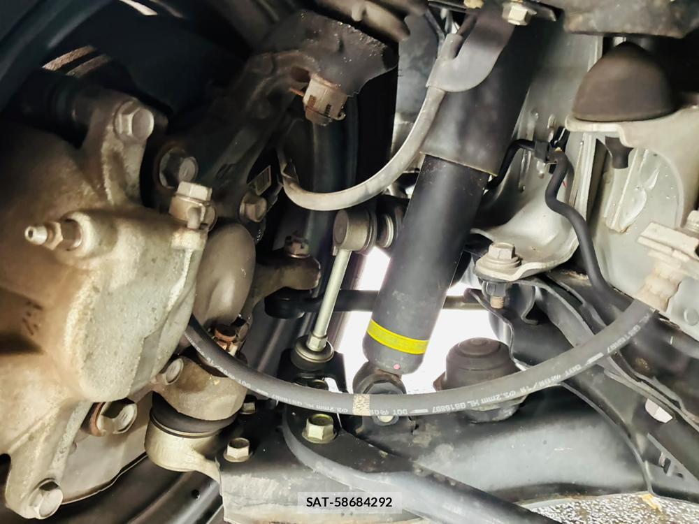 Toyota HIACE VAN 2019-11 8608296-33