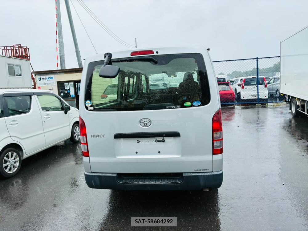 Toyota HIACE VAN 2019-11 8608296-3
