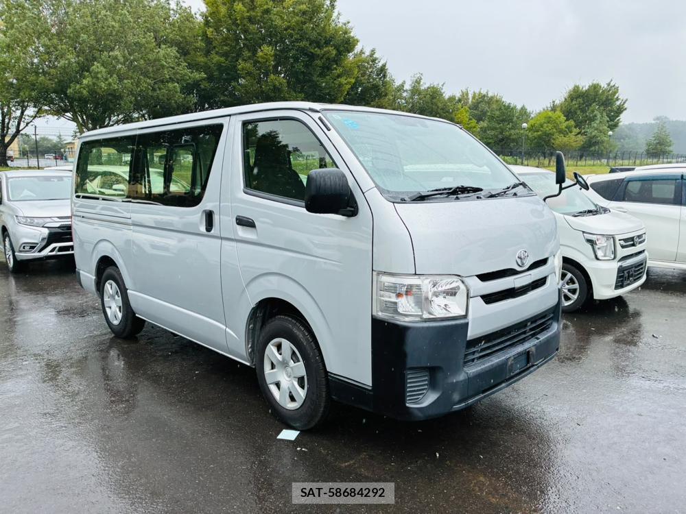 Toyota HIACE VAN 2019-11 8608296-6