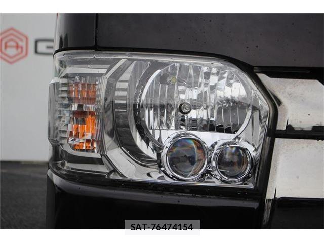 Toyota HIACE VAN 2018-02 8742523-22