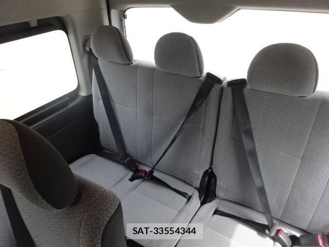 Toyota HIACE VAN 2017-09 8780468-18