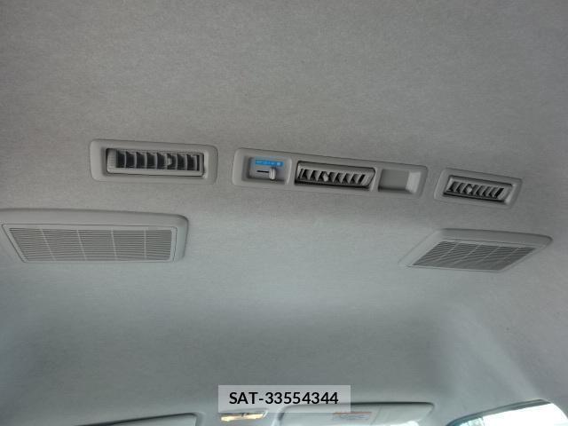Toyota HIACE VAN 2017-09 8780468-22