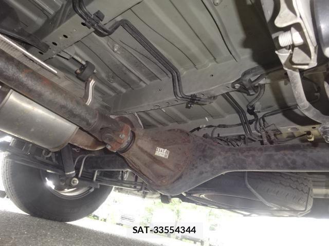 Toyota HIACE VAN 2017-09 8780468-26