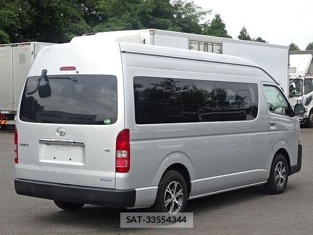 Toyota HIACE VAN 2017-09 8780468-7