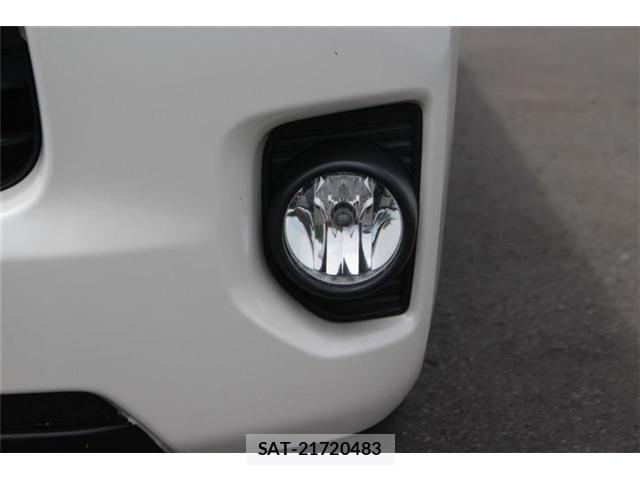 Toyota HIACE VAN 2021-04 8780471-13