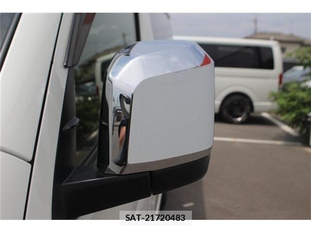 Toyota HIACE VAN 2021-04 8780471-18